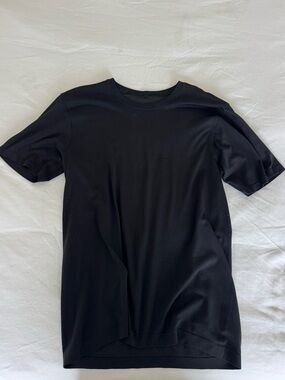 lululemon athletica Black Short Sleeve Performance Tee